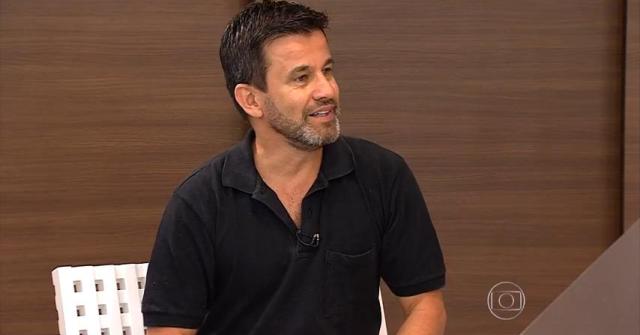 Papacast entrevista ator e produtor de teatro Claudio Fontana. Imitação de Fernando Collor em Fera Ferida. Lição de vida com Marcelo Rubens Paiva. Reflexões sobre teatro, TV e cinema. Ouça