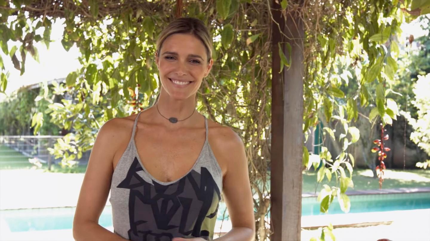Fernanda Lima dá dicas de alimentação em seu canal (Foto: Youtube/ FernandaLimaOficial)