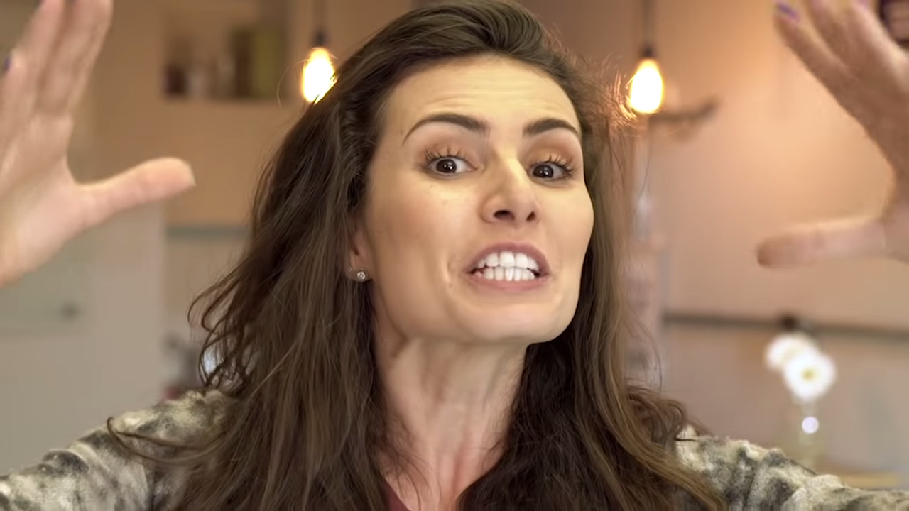 16 de outubro é comemorado o Dia da Santa Edwiges, padroeira dos endividados; me inspirei na santa e fui para o canal da mestra das finanças no YouTube, a Nathalia Arcuri