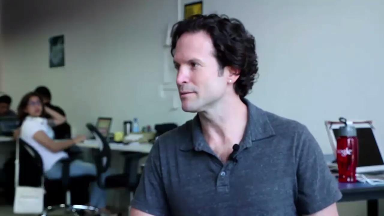 Escritor Aaron Ross