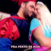 Jéssica Diehl em fotos no canal de Luccas Neto