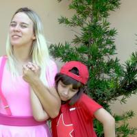 Jéssica Diehl em fotos no canal de Luccas Neto