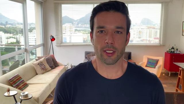 Sérgio Marone em entrevista e fotos