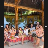 Post de Bruna Marquezine para Paparazzi