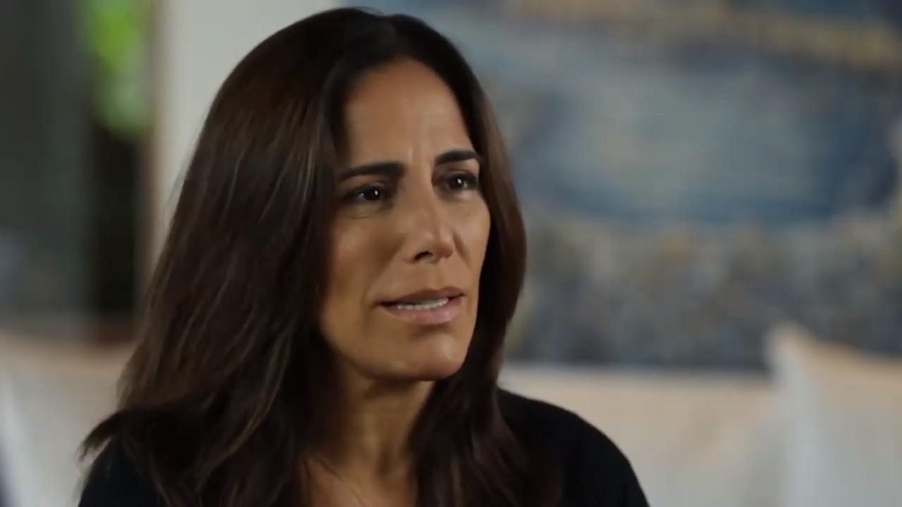 Glória Pires em fotos da carreira e vida pessoal (Foto: Reprodução/ YouTube)