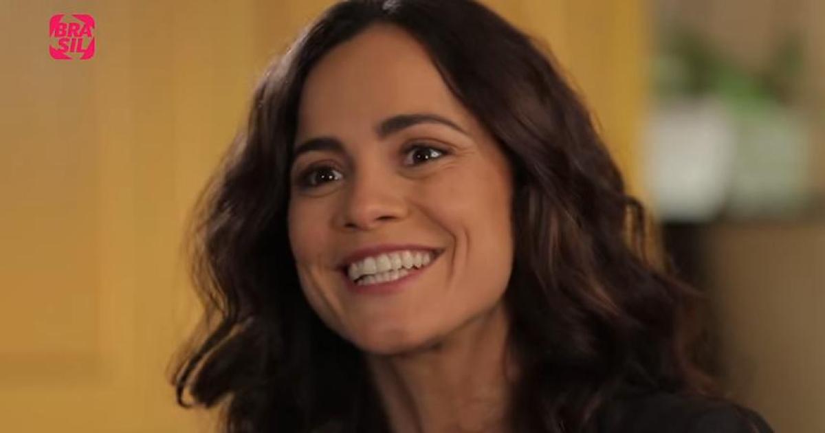 Atriz Alice Braga em entrevista
