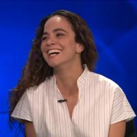 Atriz Alice Braga em entrevista