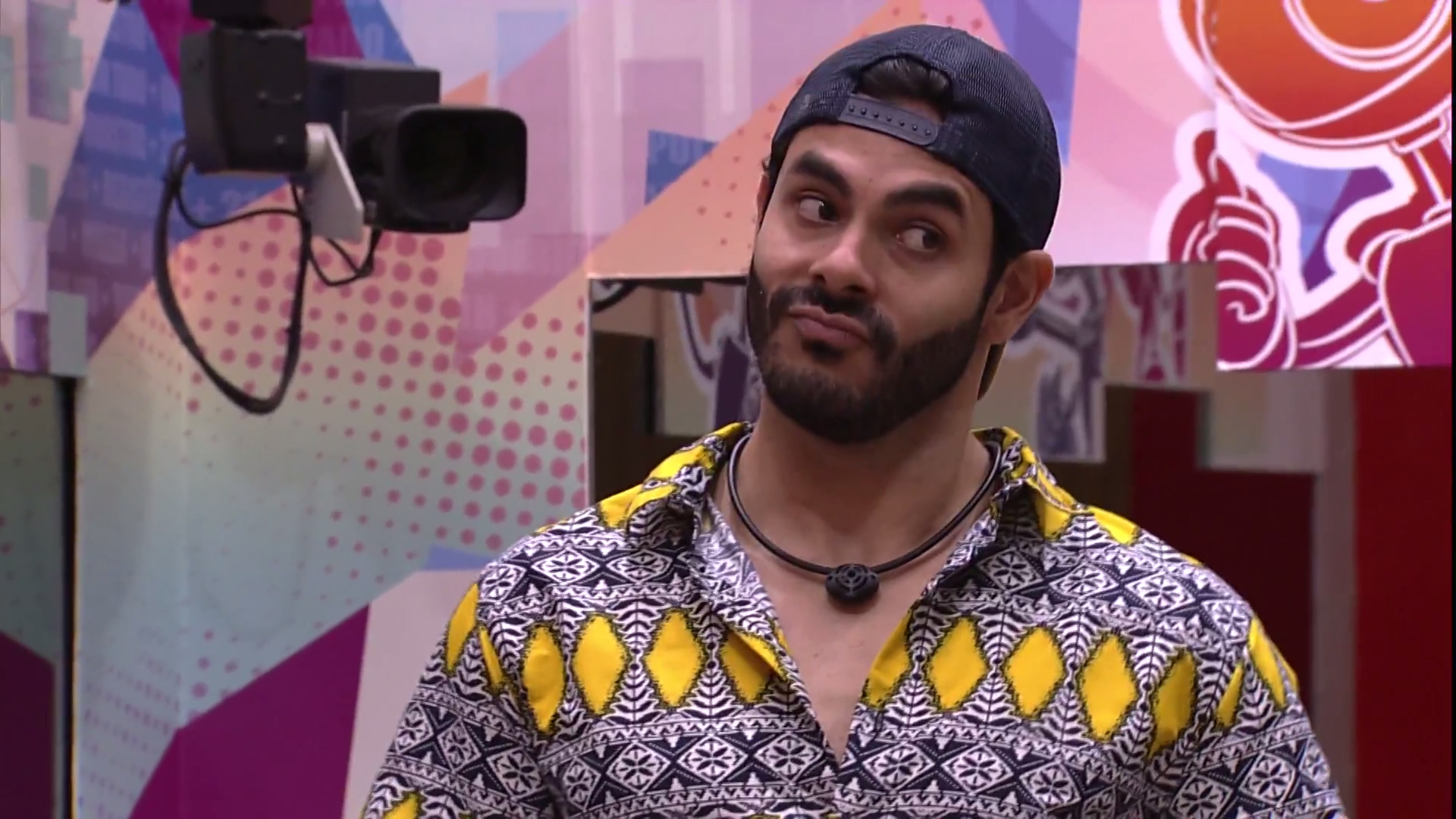 Rodolffo com cara engraçada no BBB 21