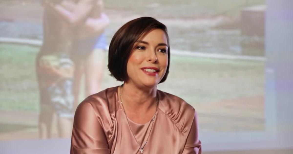 Regiane Alves em entrevista no YouTube