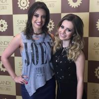 Fã de Sandy e Junior cantando com a dupla. Ana Paula Torquetti fala sobre documentário A História