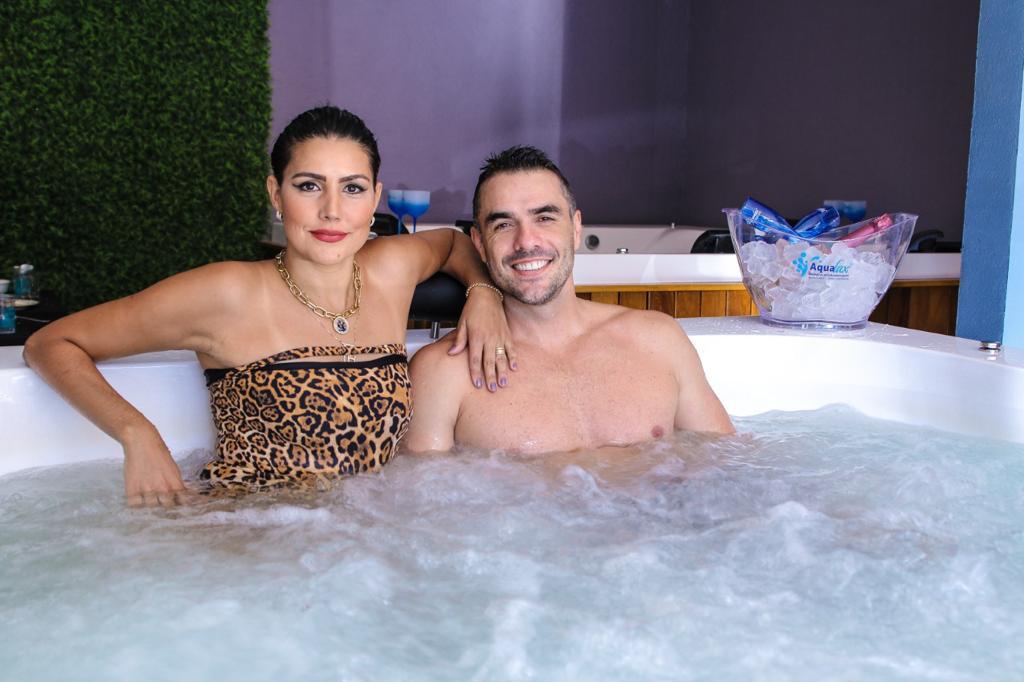 Em viagem para Campinas, no interior de São Paulo, Mariana Felício e Daniel Saullo aproveitam momento a sós - sem os filhos