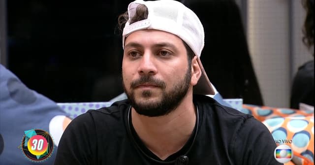 Caio foi eliminado do BBB21 com 70,22% dos votos; discurso de eliminação de Leifert falou em ter cabeça fora da casa