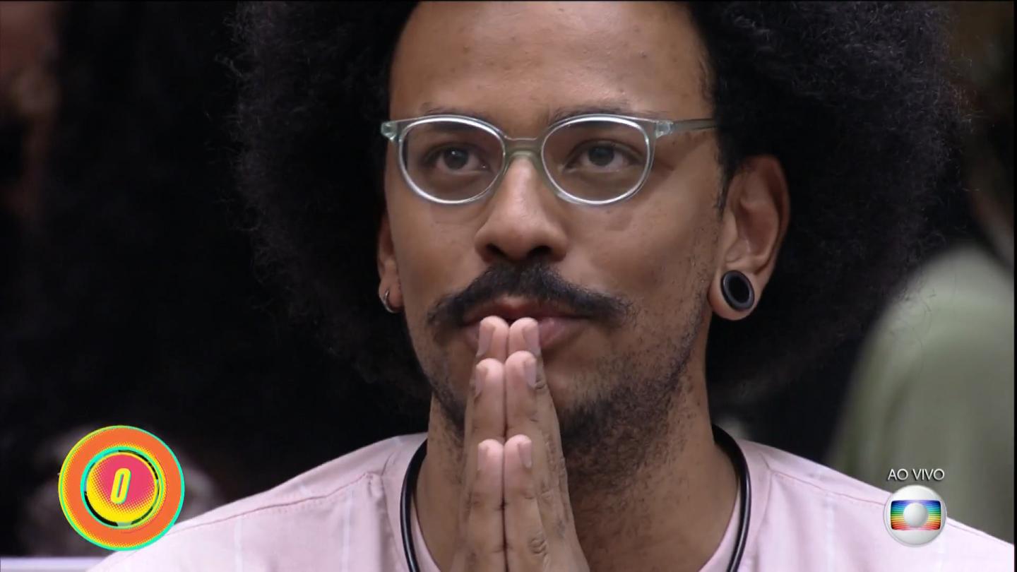 Enquetes apontam eliminação de João Luiz em paredão contra Arthur e Pocah (Foto: Reprodução/ Globoplay BBB21)