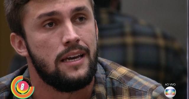 Arthur, Camilla de Lucas e Pocah estão no Paredão. Enquete UOL mostra empate (Foto: Reprodução/ Globoplay BBB21)