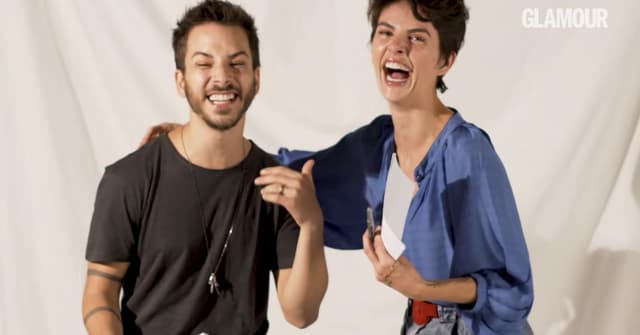 Casal falou sobre gravidez nas redes sociais. A bebê é uma menina. Mamãe já mostra fotos do barrigão