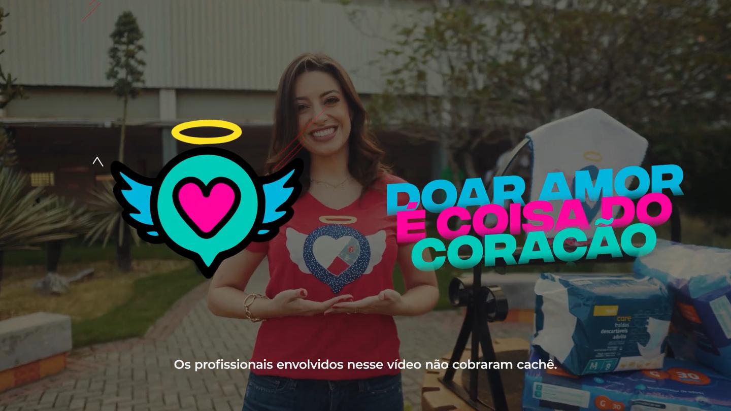 Ana Paula Torquetti e Michelle Sampaio na campanha do Asilo Santo Antônio