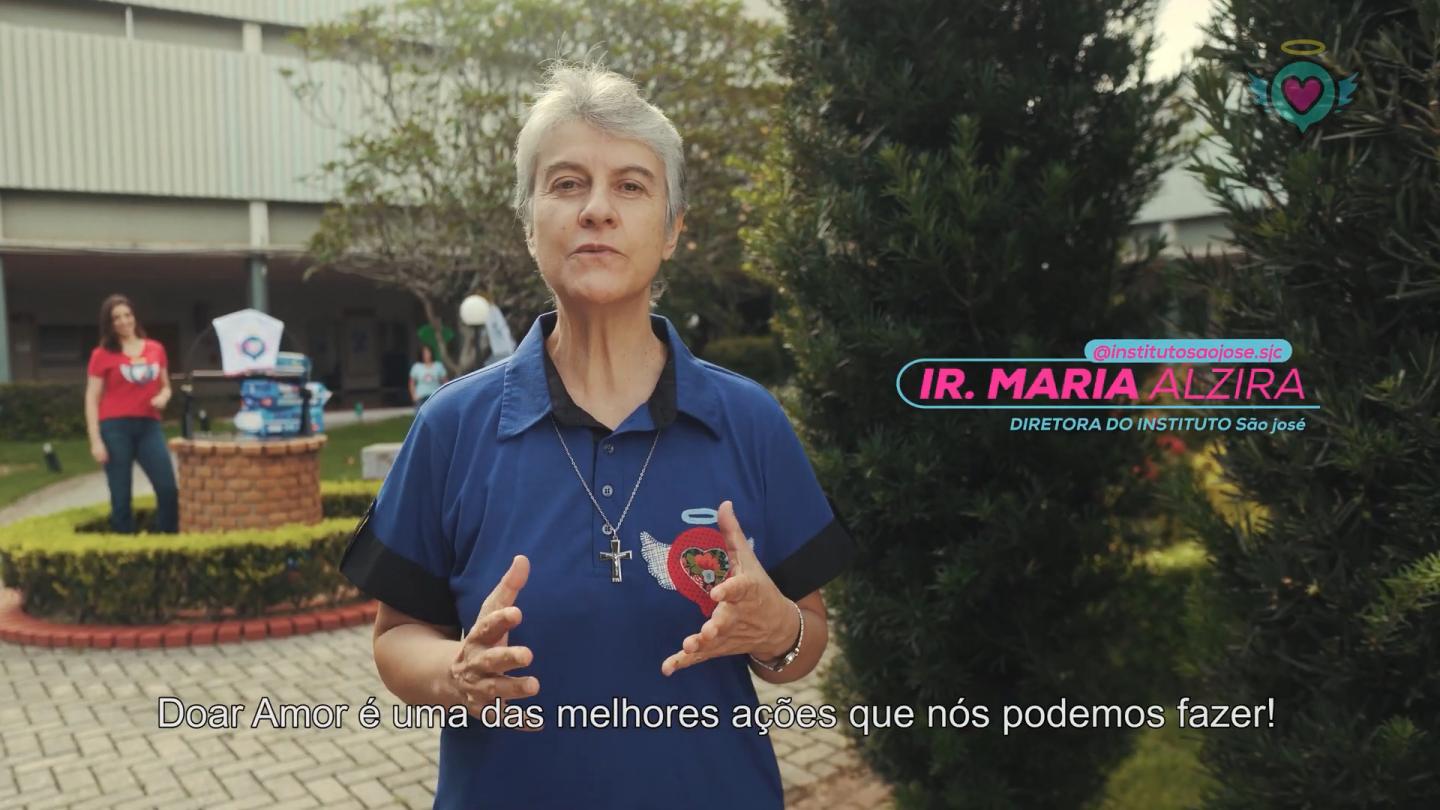 Ana Paula Torquetti e Michelle Sampaio na campanha do Asilo Santo Antônio