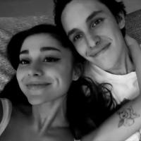 Ariana Grande e Dalton Gomez. Casamento foi oficializado em maio de 2021