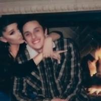 Ariana Grande e Dalton Gomez. Casamento foi oficializado em maio de 2021