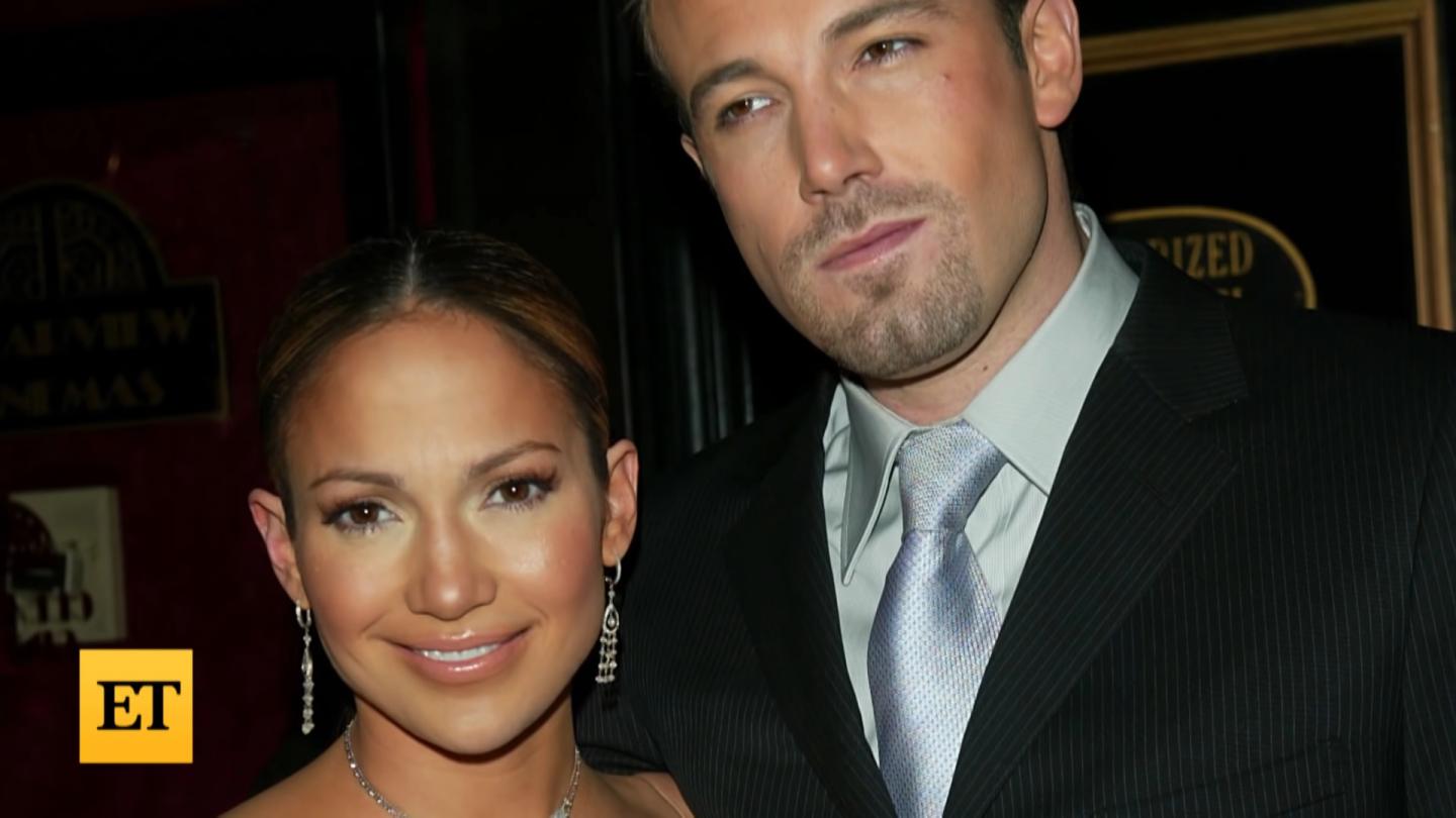 Ben Affleck e Jennifer Lopez em momentos da biografia