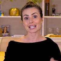 Nathalia Arcuri em entrevista no YouTube