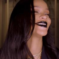 Cantora bilionária Rihanna em entrevistas
