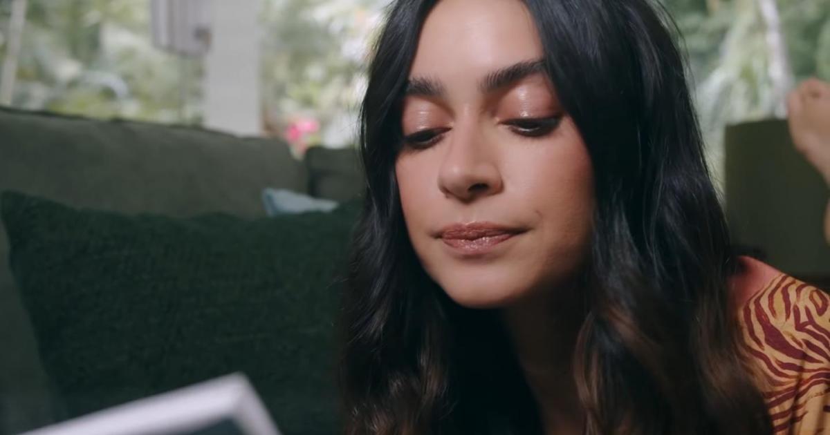 Thaila Ayala em entrevistas sobre biografia