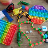 Brinquedos de Fidget Toys Pop It para o Dia das Crianças