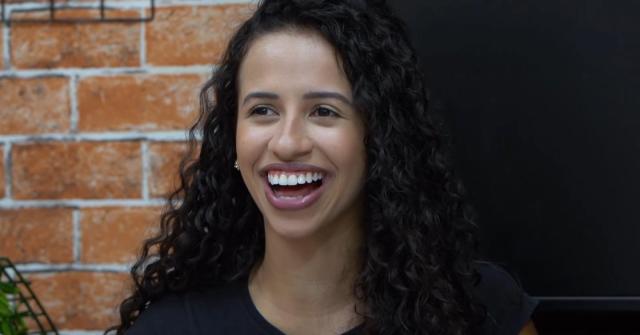 Karol Alves, a Raíssa e Aventureira Amarela dos filmes de Luccas Neto (Foto: Reprodução/ YouTube)