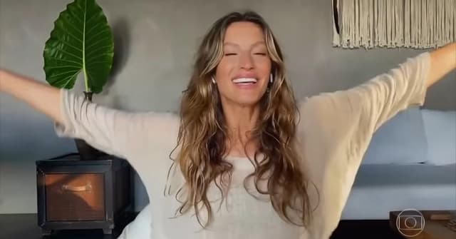 Gisele Bündchen em entrevista com o marido (Foto: Reprodução/ Globoplay)