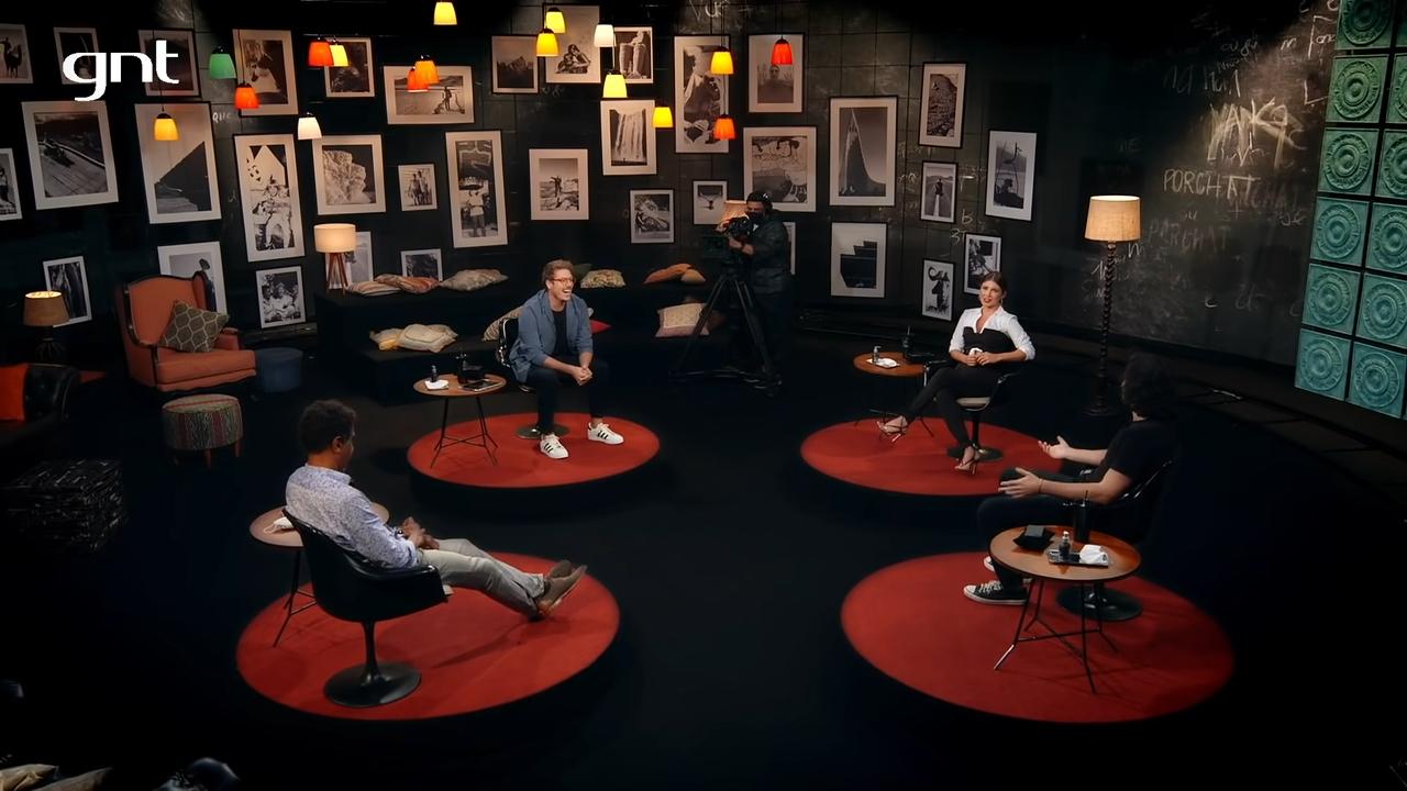 Gabriel Leone em entrevista sobre biografia