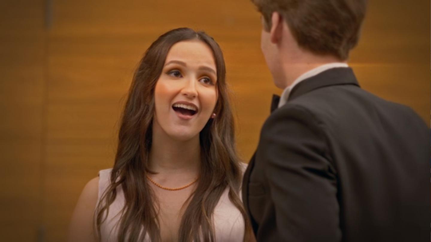 Luccas Neto em O Hotel Mágico 2 com Giovanna Alparone e Luccas