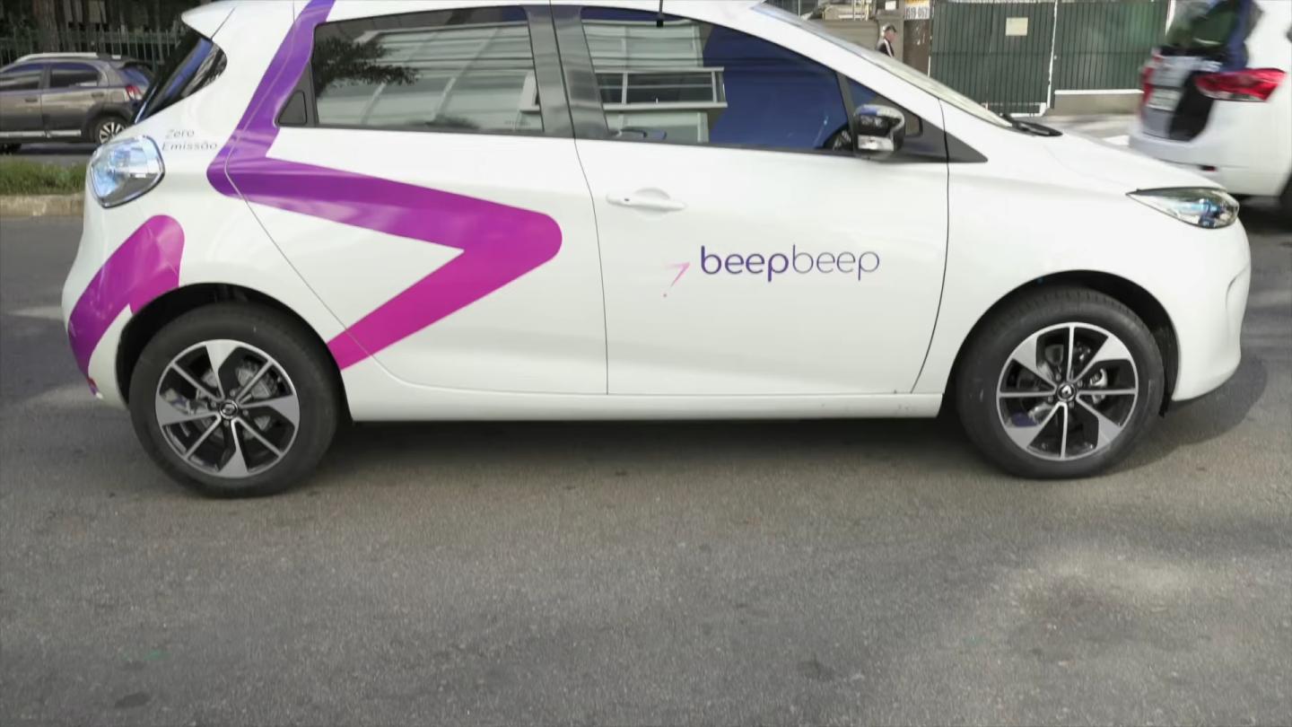 beepbeep carros elétricos em São José dos Campos e São Paulo