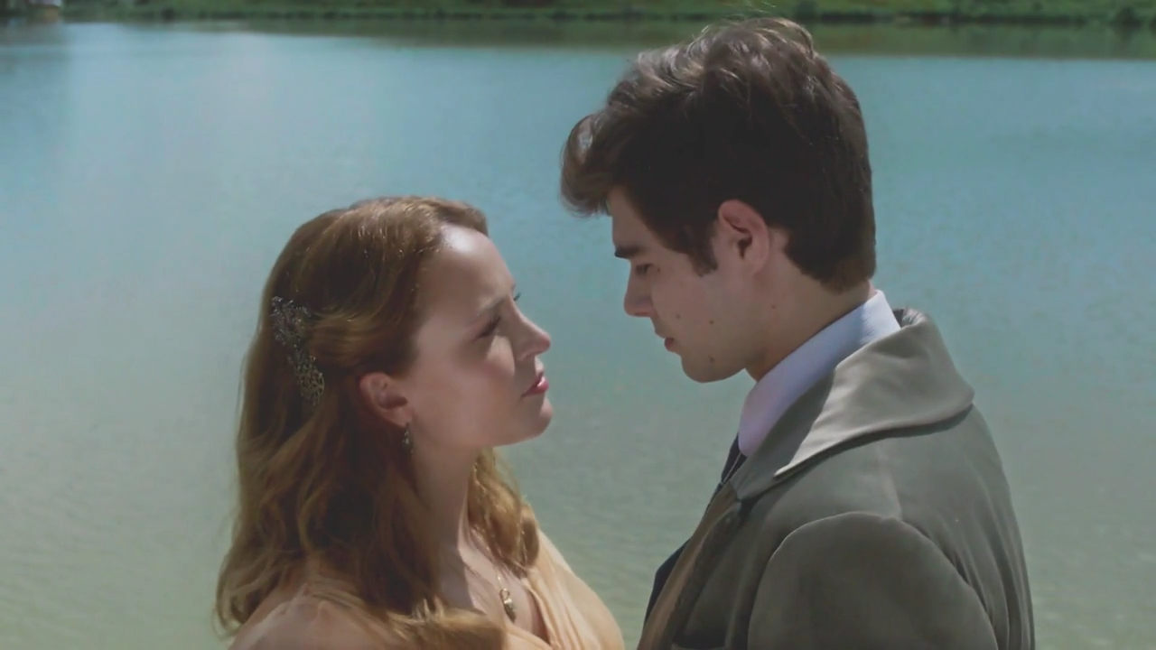 Larissa Manoela e Rafael Vitti na novela Além da Ilusão (Foto: Reprodução/ Globoplay)