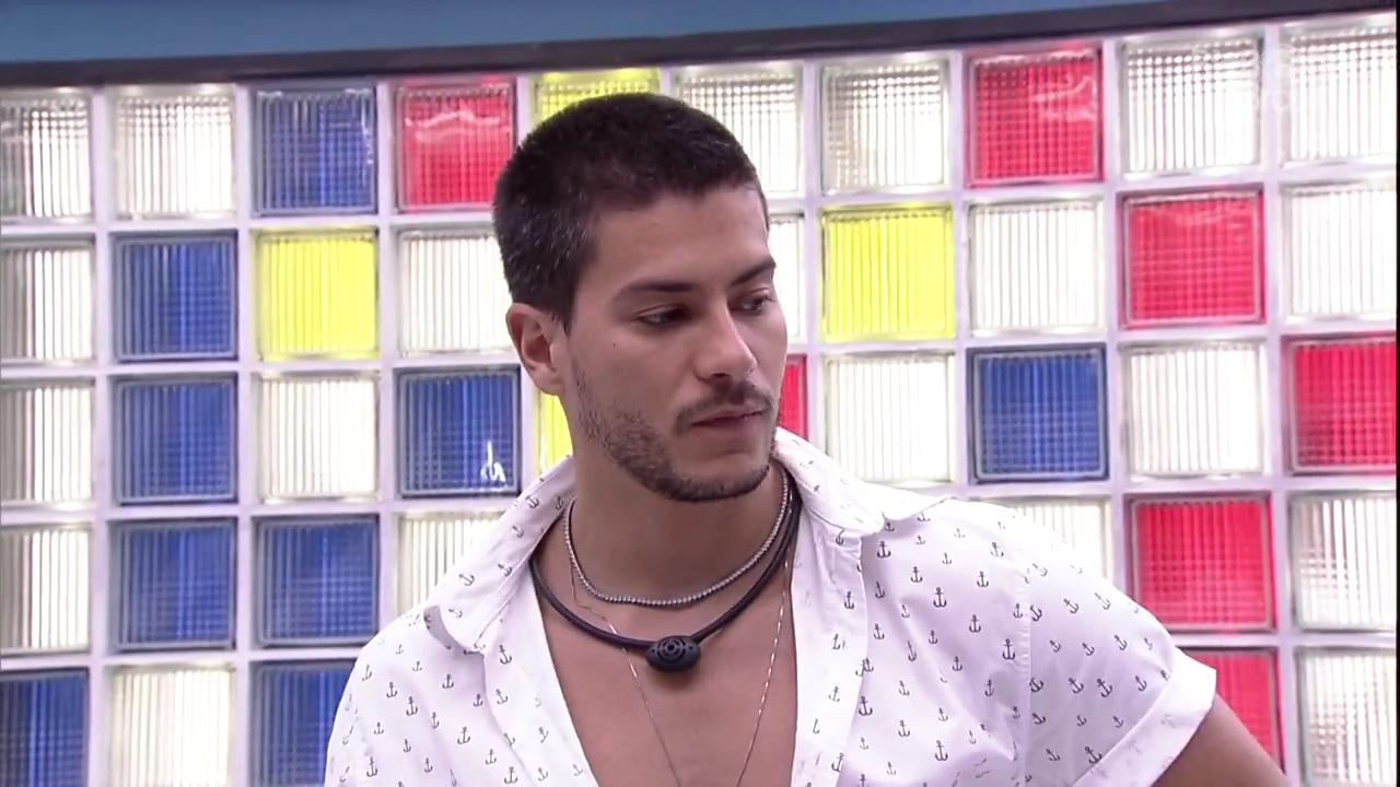 Arthur Aguiar se tornou o Craque da Rodada ao voltar do Paredão
