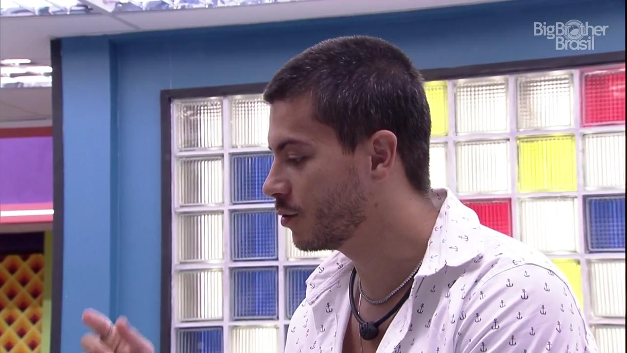 Arthur Aguiar se tornou o Craque da Rodada ao voltar do Paredão