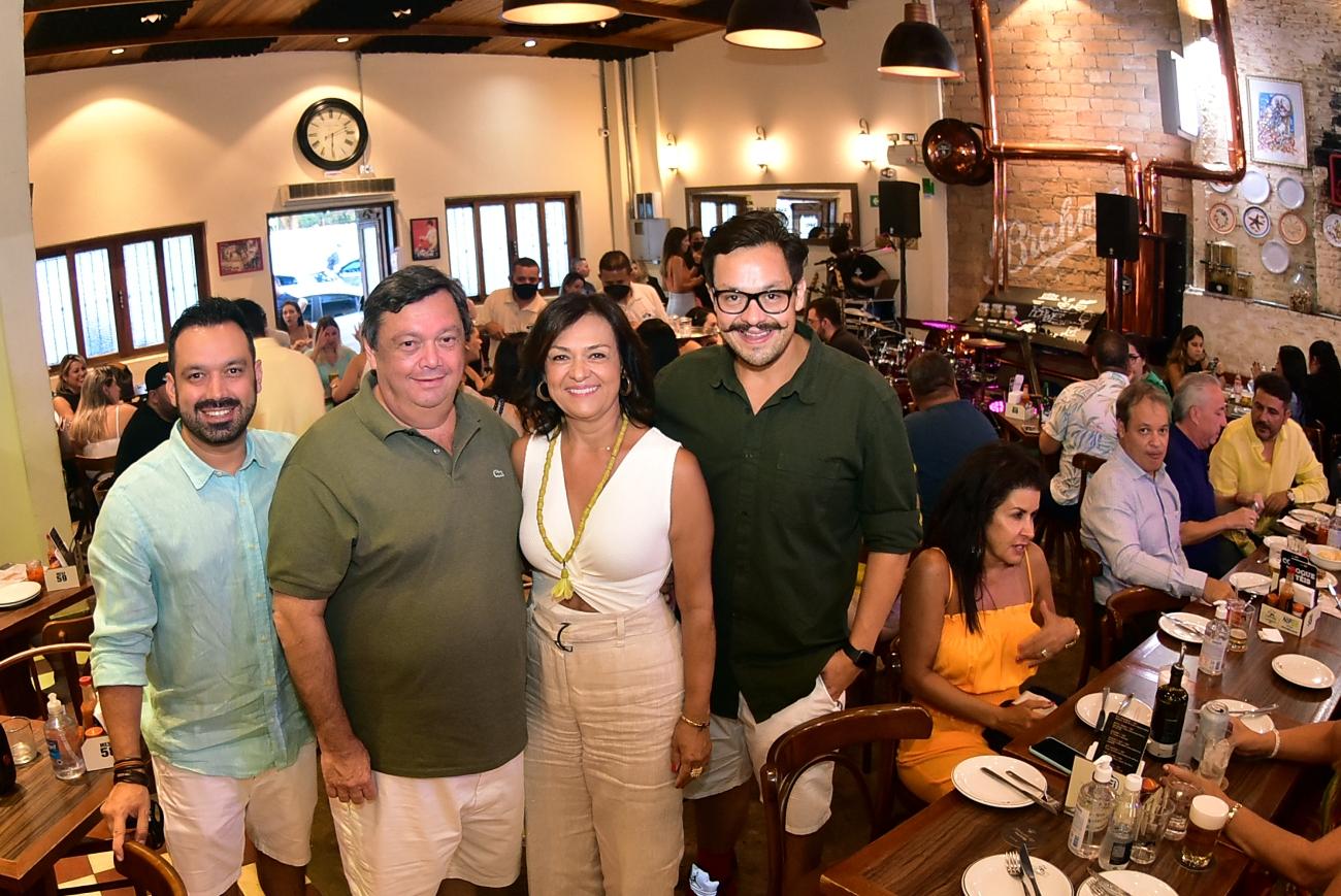 Aniversário de 30 anos do Bar do Coronel em São José dos Campos