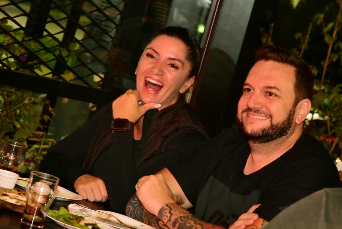 Boh Pizza Lounge com noite de comédia em São José dos Campos