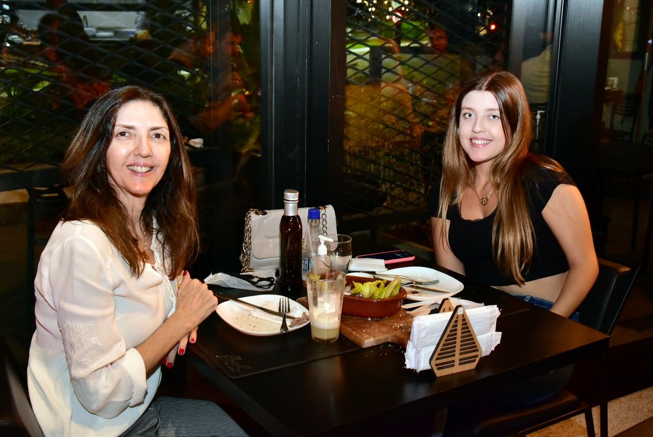 Lucas Salles no Boh Pizza Lounge em São José dos Campos
