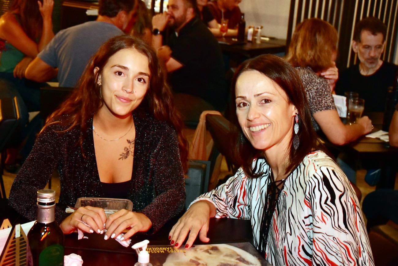 Lucas Salles no Boh Pizza Lounge em São José dos Campos