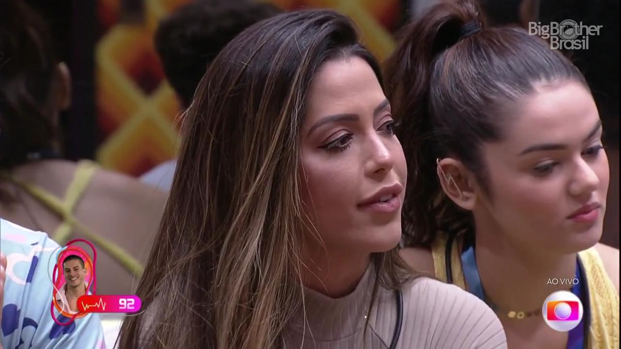 Enquetes apontam eliminação de Laís no BBB 22