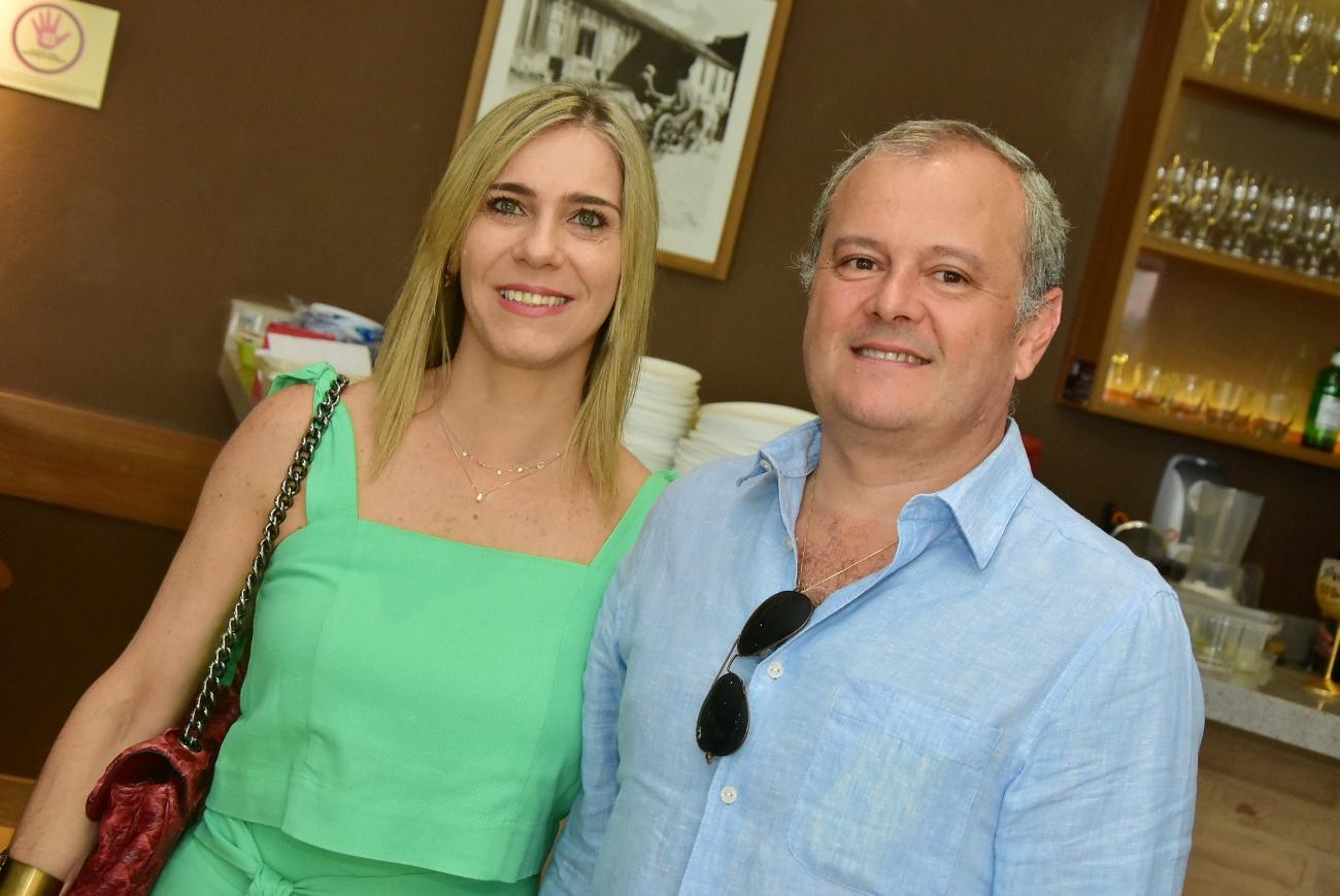 Aniversário de Pollyana Brito Pereira, corretora, em São José dos Campos