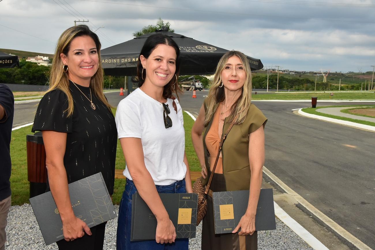 Arquitetos e corretores no Jardins das Nações em São José dos Campos