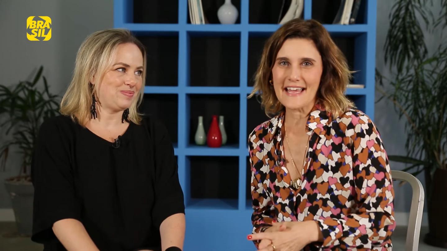 Atriz Karine Teles em entrevista