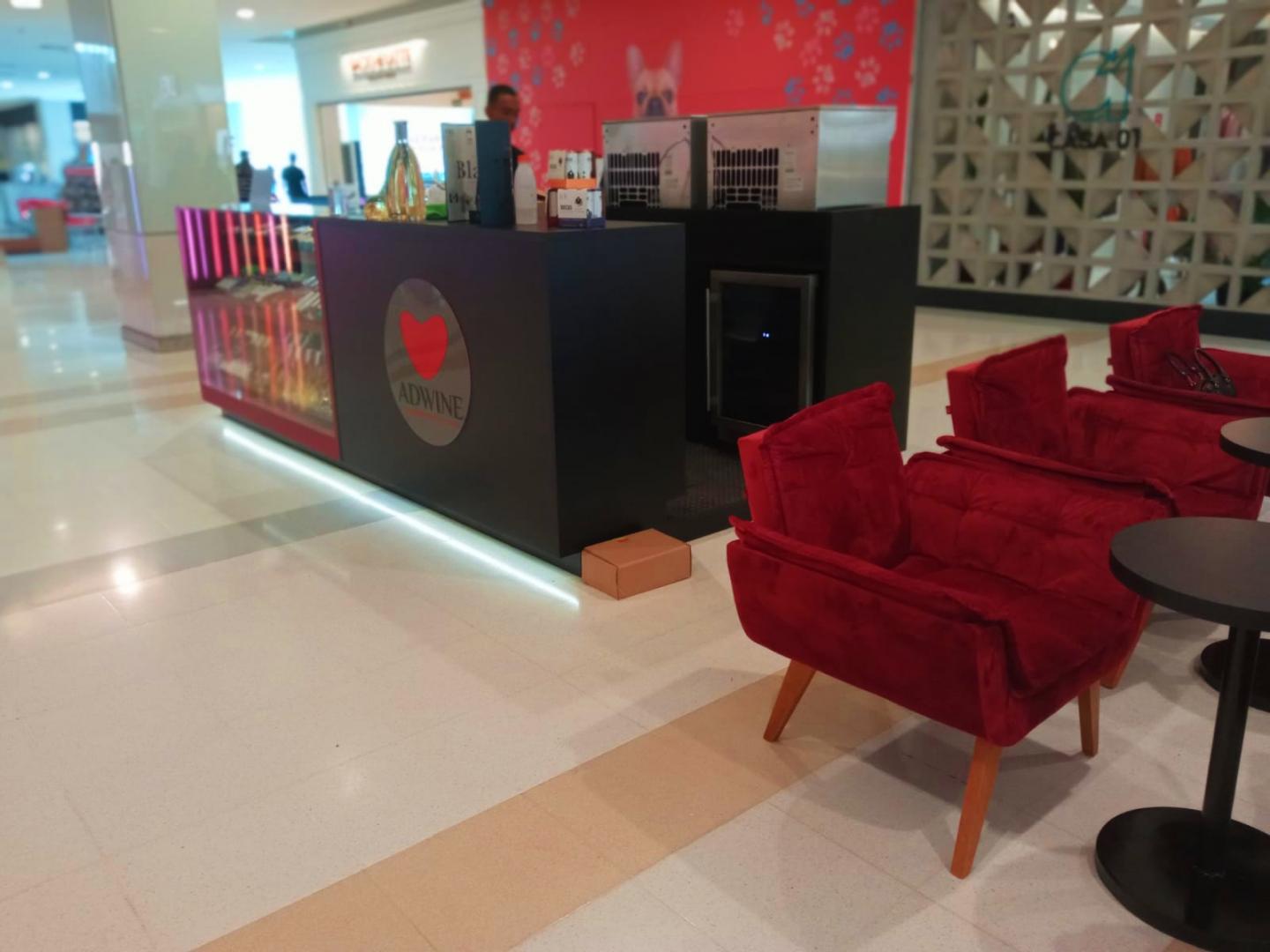 Adwine loja de vinhos no Center Vale Shopping em São José dos Campos