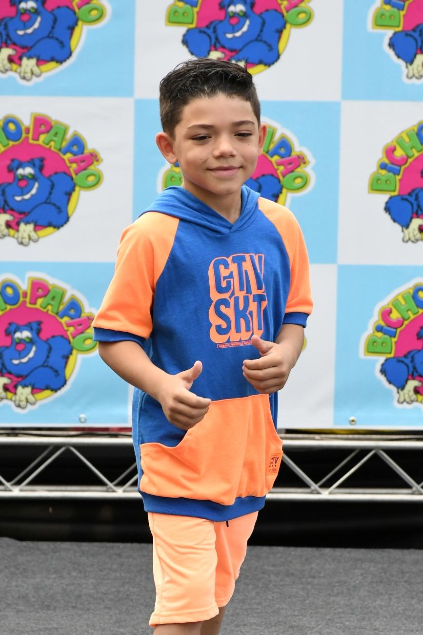 Desfile da loja Bicho Papão no Dia das Crianças em São José dos Campos