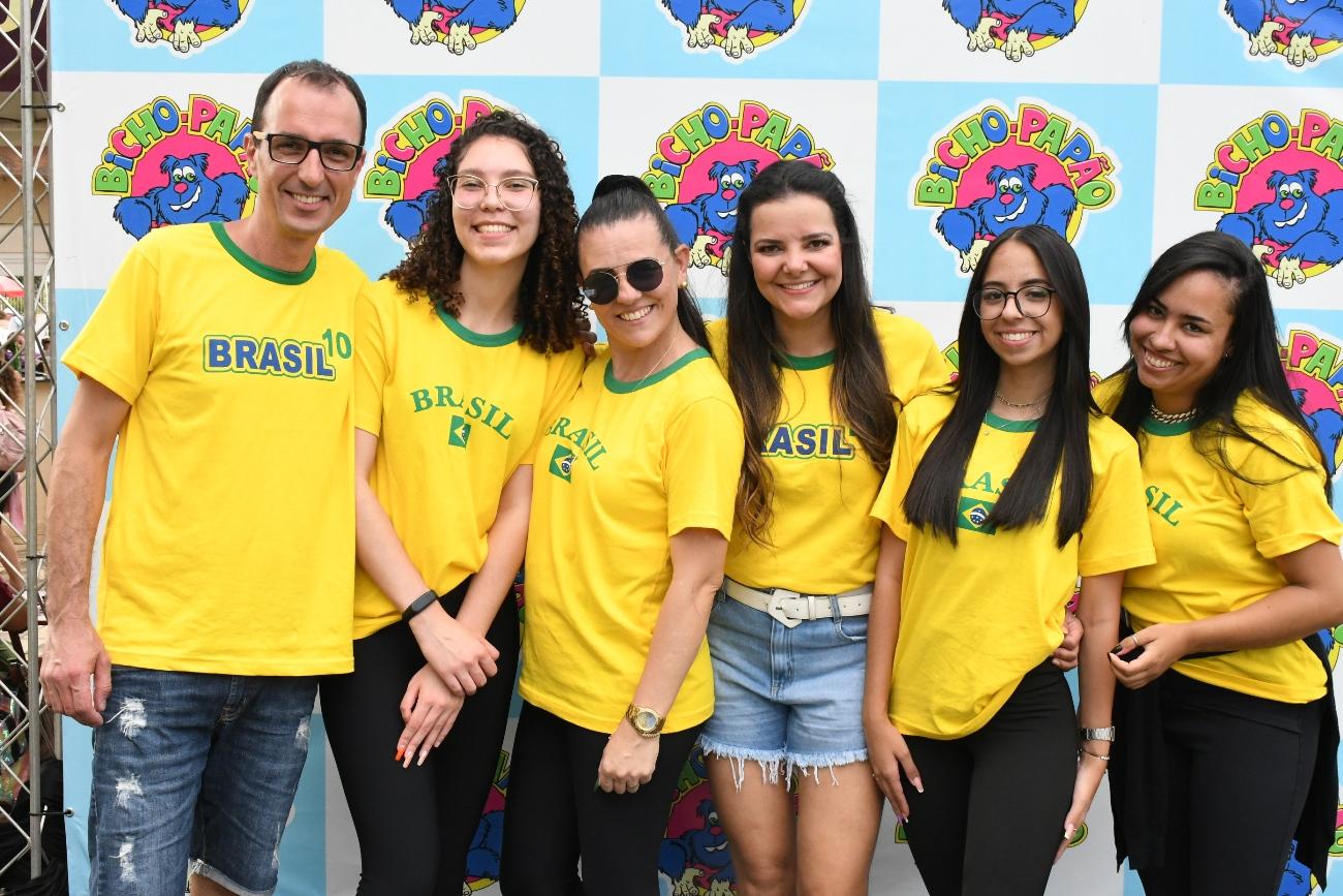Desfile da loja Bicho Papão no Dia das Crianças em São José dos Campos