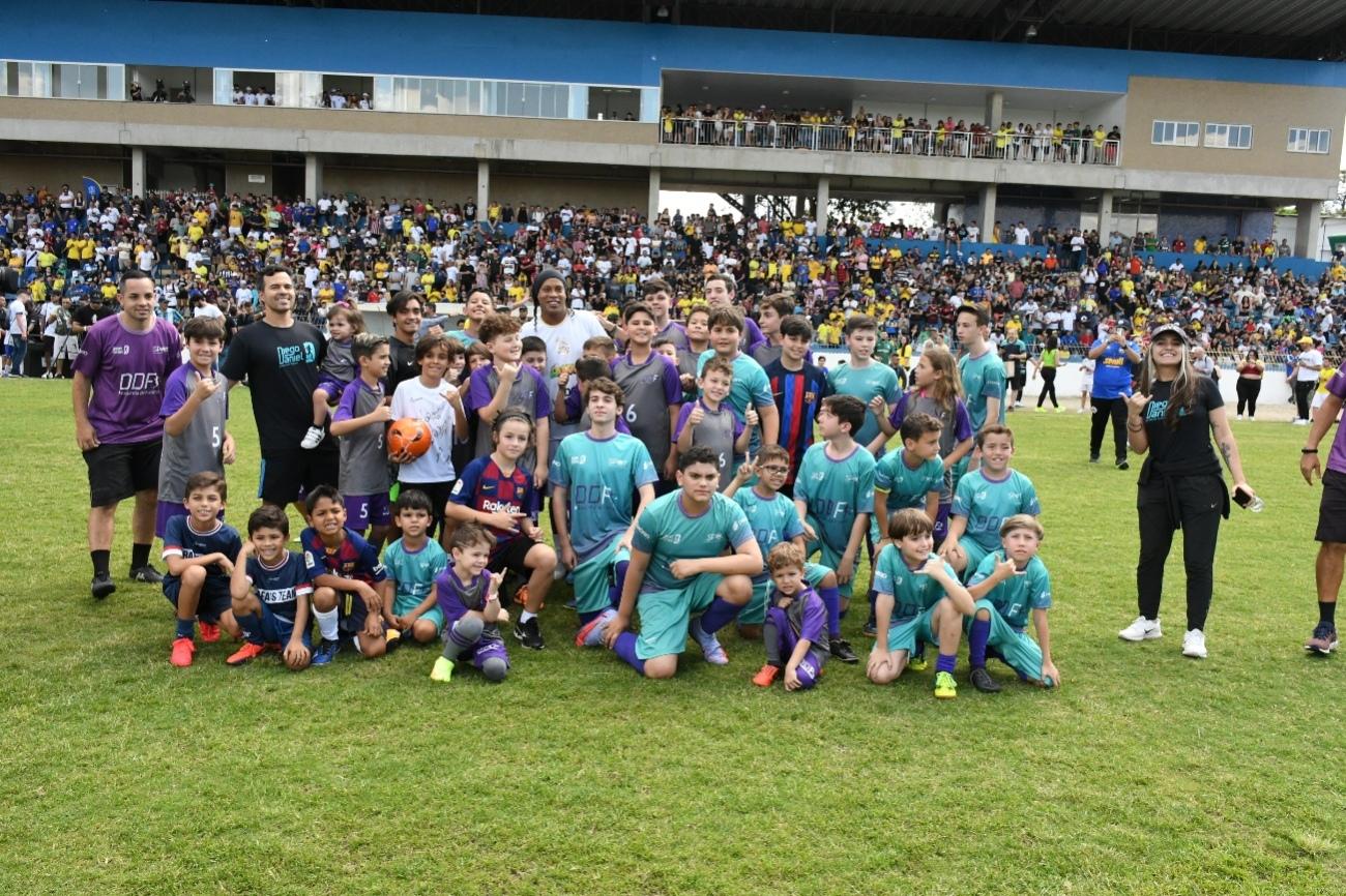 Ronaldinho Gaúcho no Martins Pereira em São José dos Campos