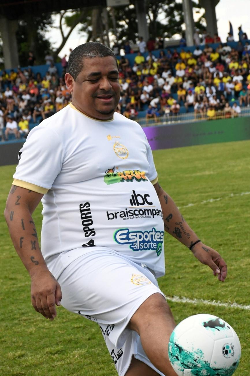 Ronaldinho Gaúcho no Martins Pereira em São José dos Campos