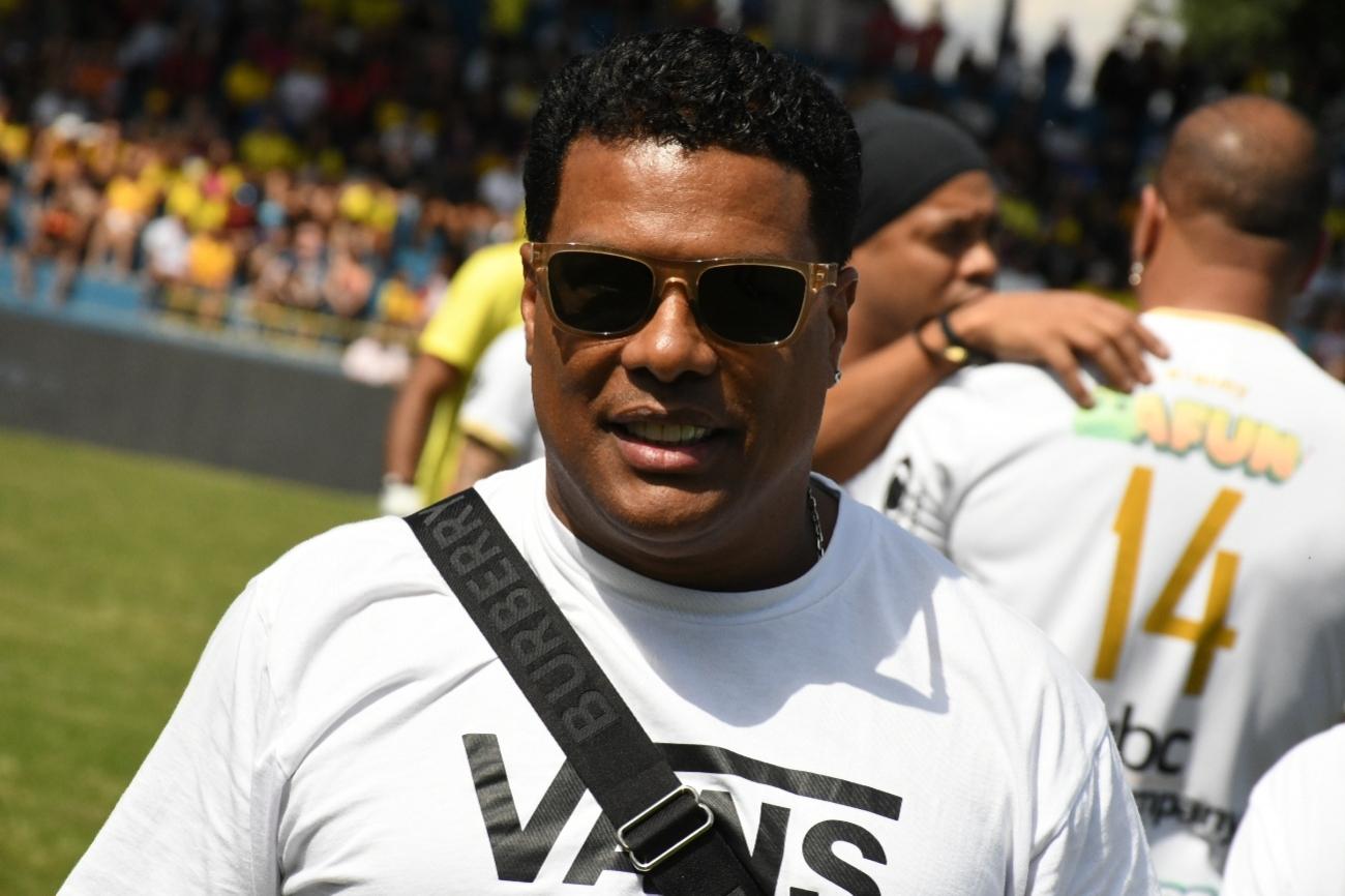 Ronaldinho Gaúcho no Martins Pereira em São José dos Campos